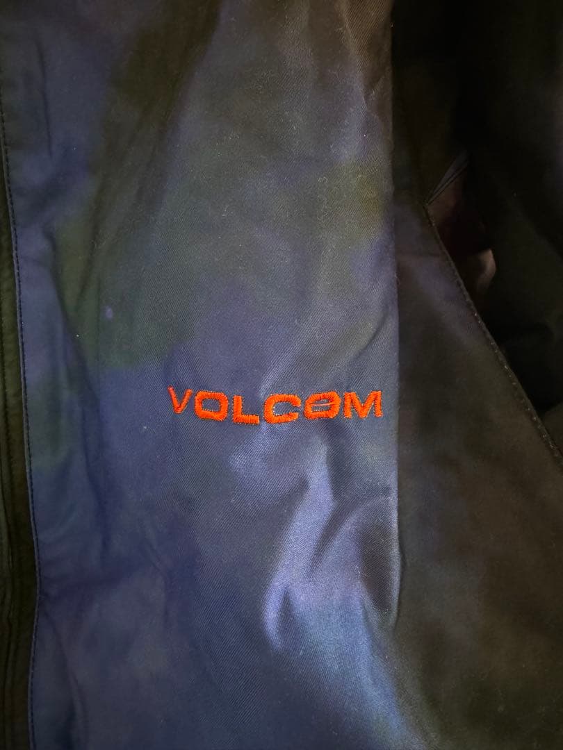 VOLCOM スノーウェア ジャケット(パンツも出品中セット販売可能)