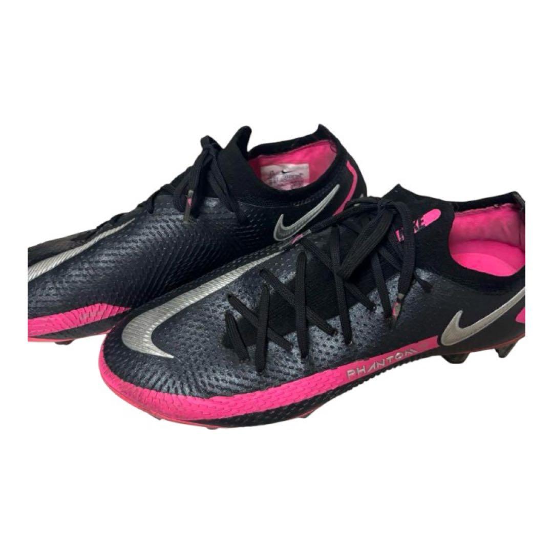 NIKE ファントムGT 黒ピンク