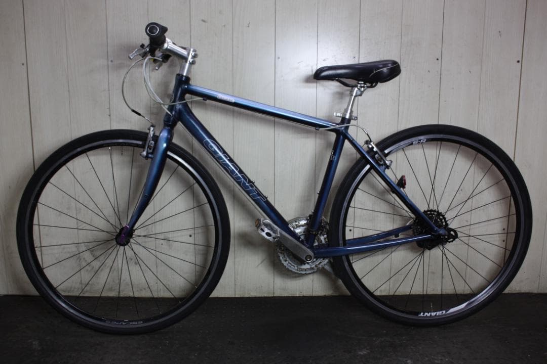 GIANT ESCAPE R3 700C アルミ 24速 465mm クロス