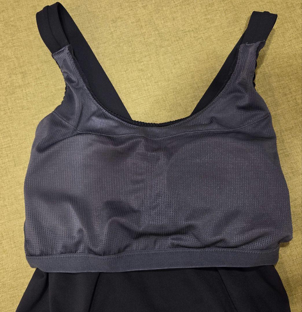 SUKALA☆美品☆バックフレアタンクトップ ブラック☆Ｌサイズ