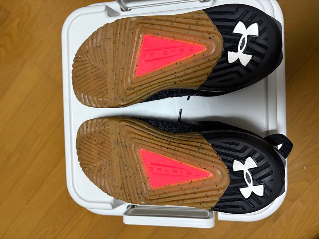 Under Armour /UAトライベースレイン 6 /27.0cm