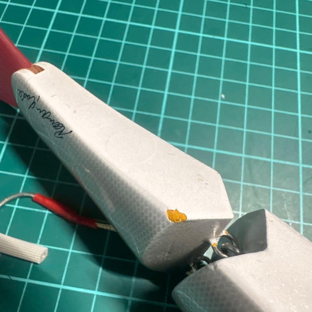 ロマンメイド ネゴシエーターカスタム背針 アルビノカラー