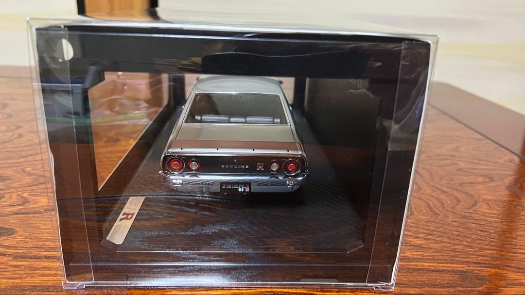 イグニッションモデル 1/18 ケンメリ　スカイラインGT-R シルバー　美品