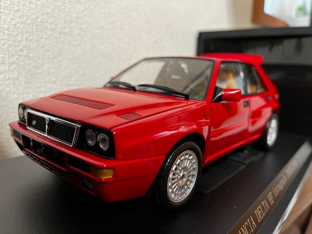 京商　ランチアデルタ　赤　1/18 エボ2 開封未展示品