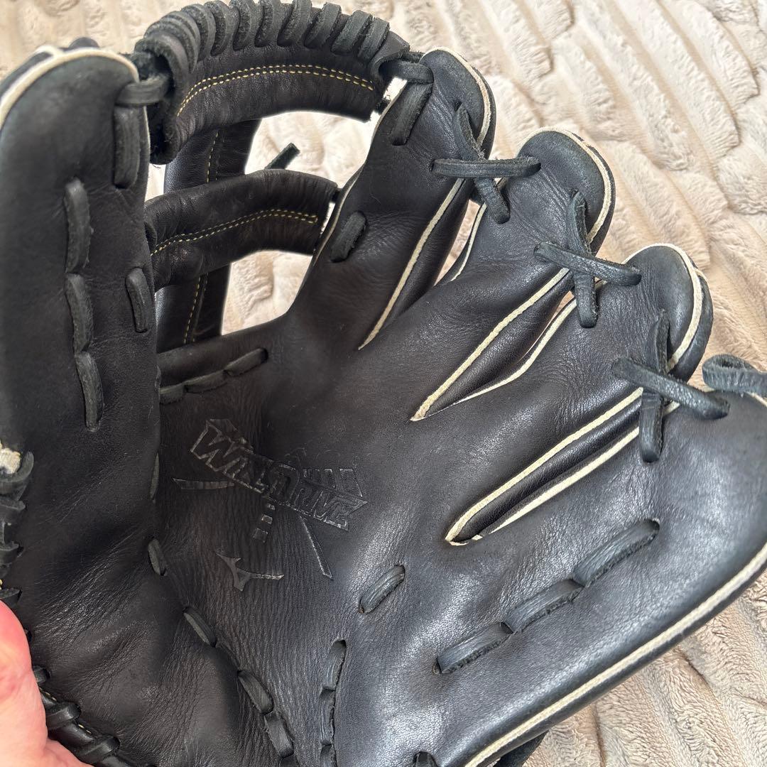 野球 軟式グローブ 黒 レザー