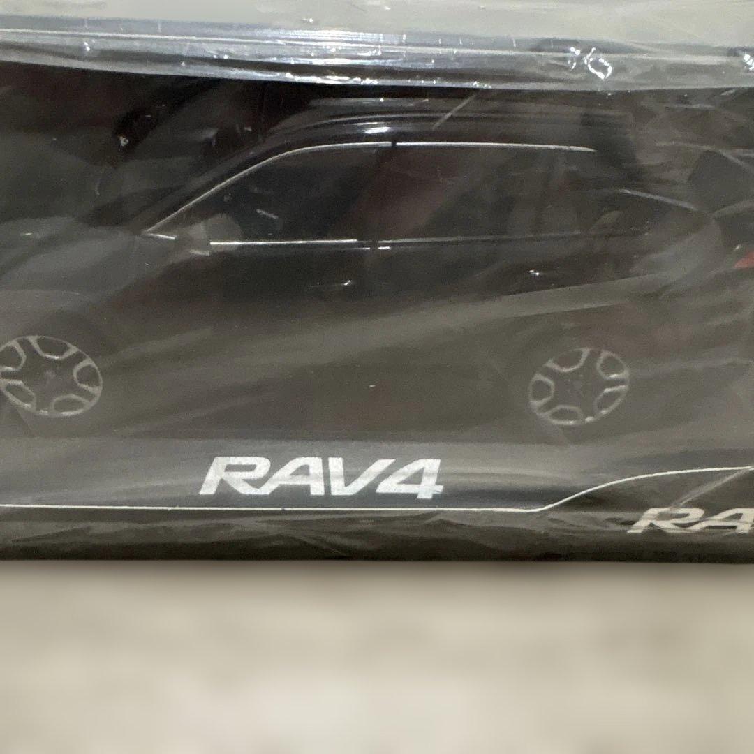トヨタ　RAV4 ミニカー　カラーサンプル　アティチュードブラックマイカ