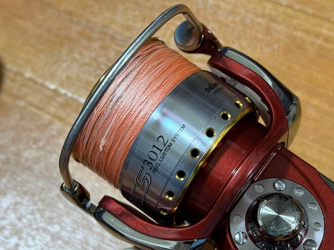DAIWA ダイワ　セルテート カスタムボディ3000 レッド RCS スプール