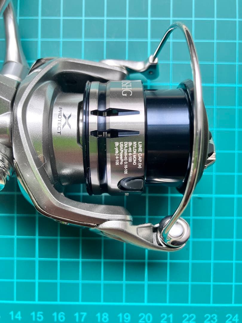 19STRADIC 2000SHG 1回使用Gomexusリールスタンド付き