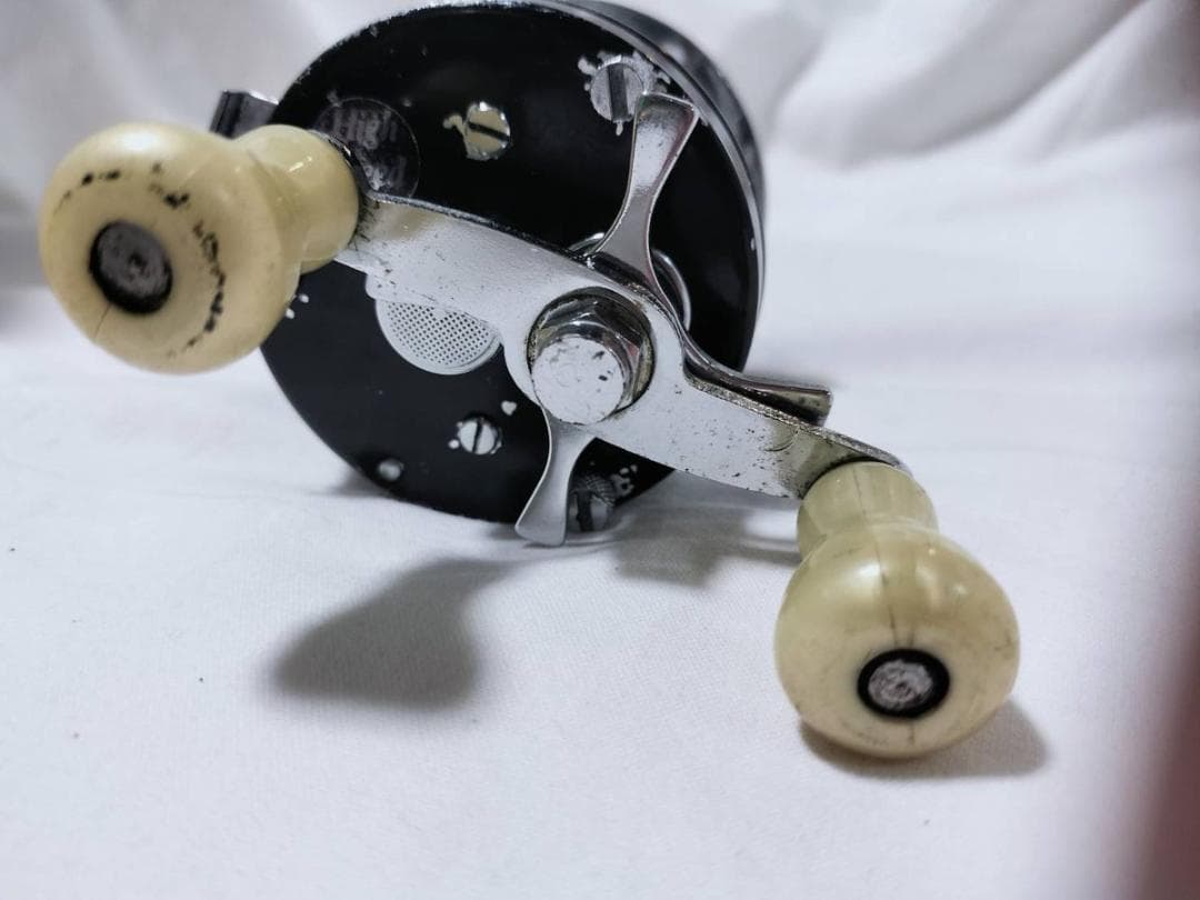 アブガルシア　アンバサダー5500C 　ビンテージ　リール abu 　ブラック