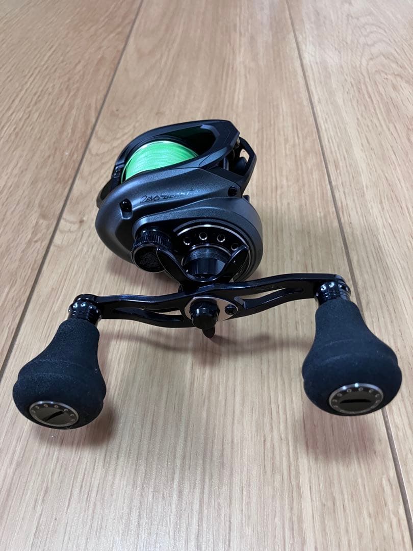 アブガルシア レボビースト 40-HS（右ハンドル）