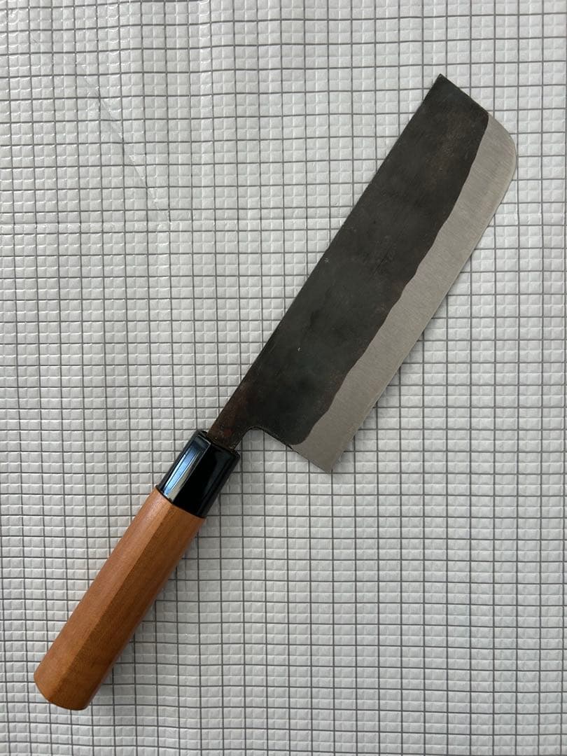 包丁 菜切包丁 菜切 安来鋼青紙２号 165mm 黒打ち チェリーシノギ柄 ①