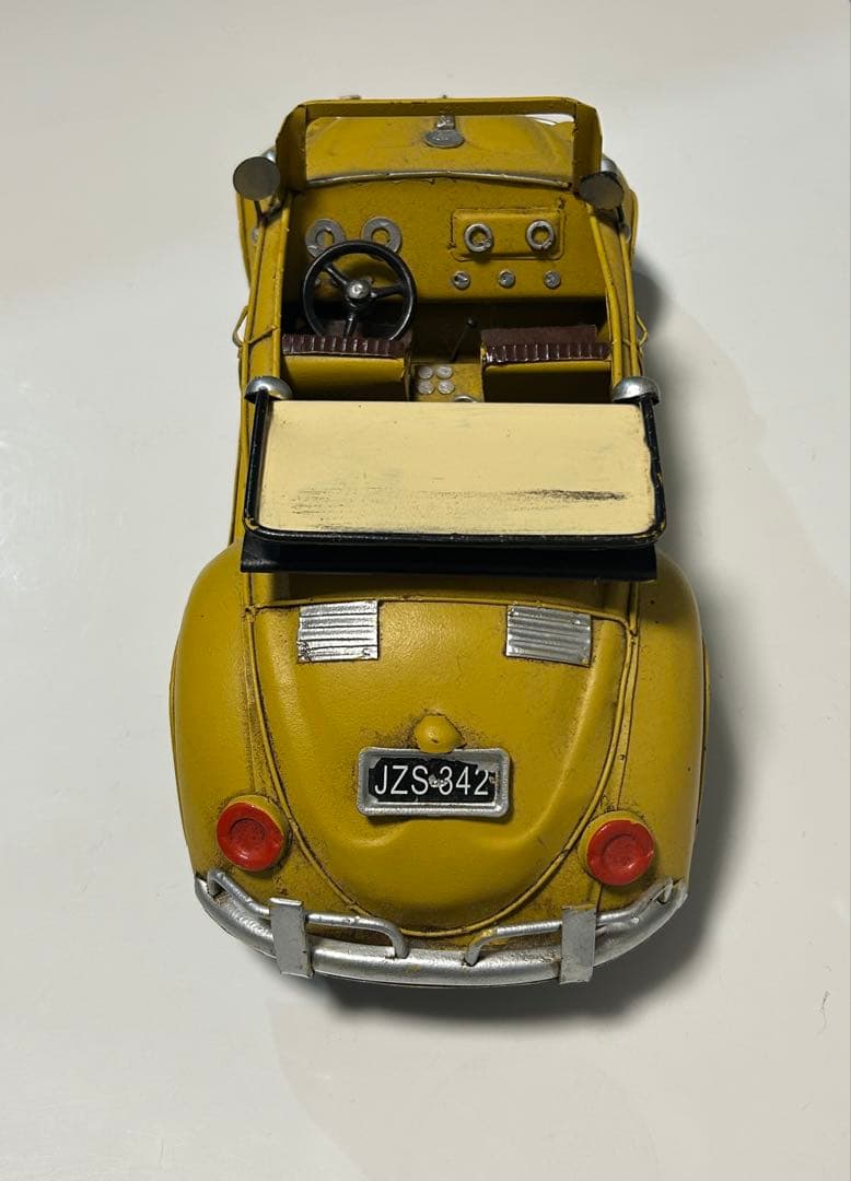 イエローオープンカー ミニカー インテリア　ブリキ