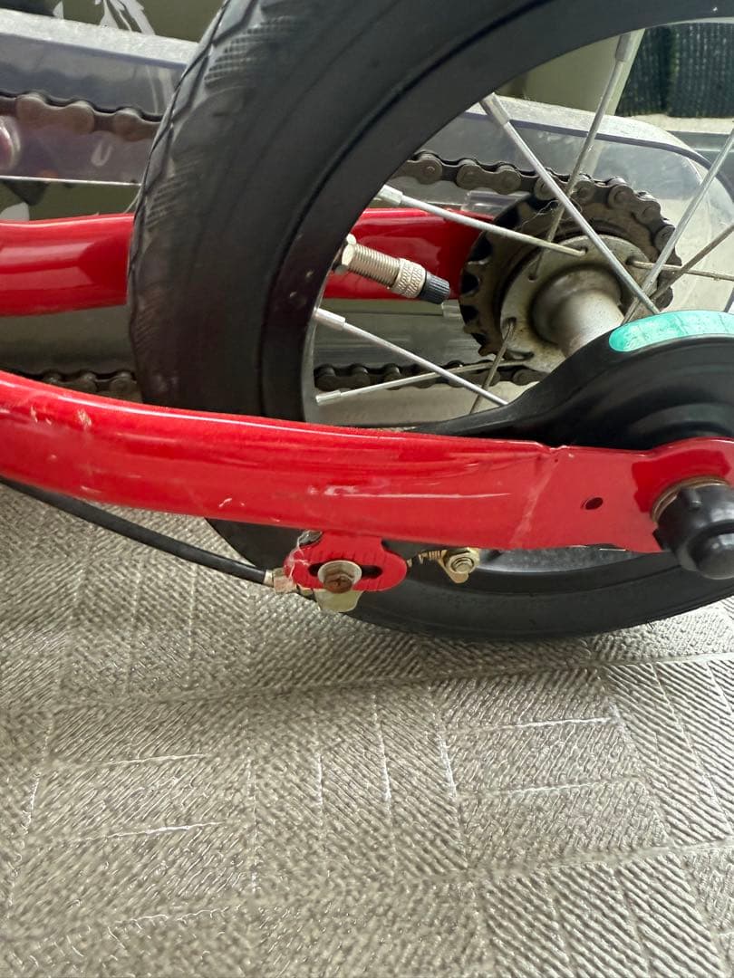 HenshinBike 幼児用自転車 赤