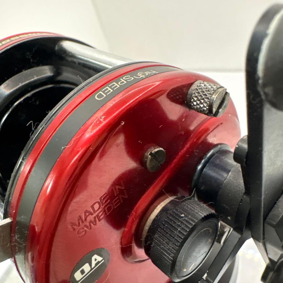 Abu Garcia Ambassadeur 5000ベイトリール レッド