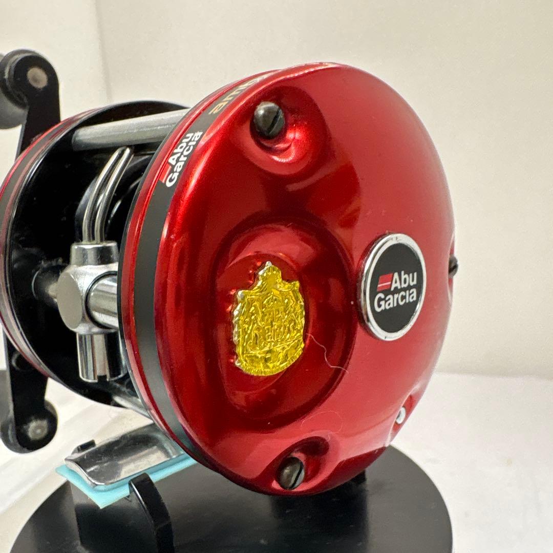 Abu Garcia Ambassadeur 5000ベイトリール レッド