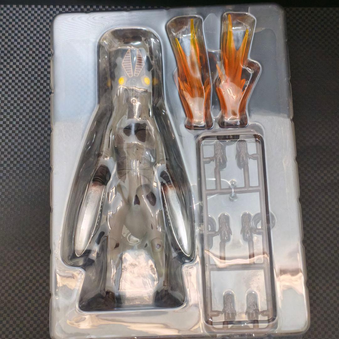 【希少品】バンダイ ULTRA-ACT ウルトラアクト バルタン星人【中古】