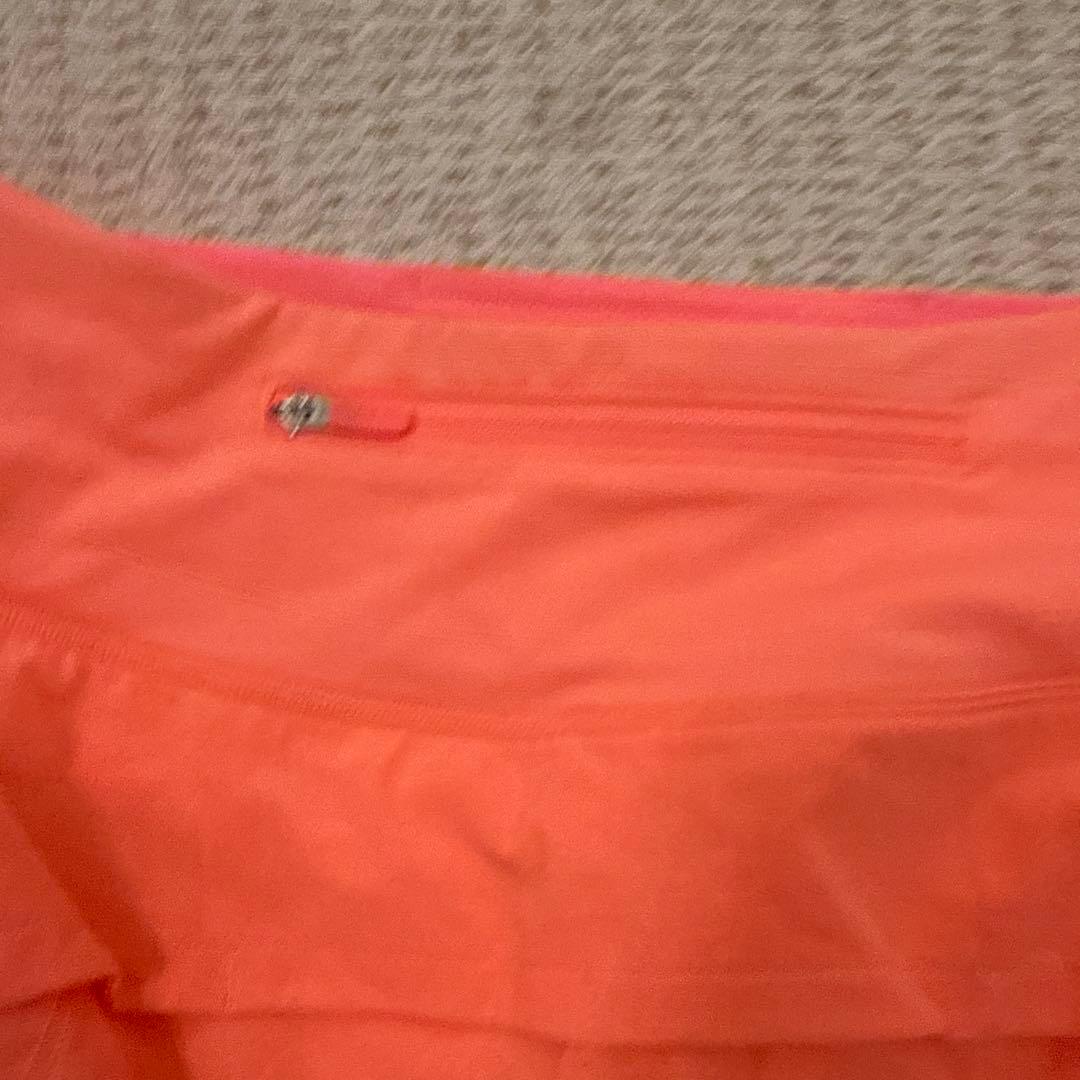 【新品　タグ付き】lululemonランニングショートパンツSpeed Up M