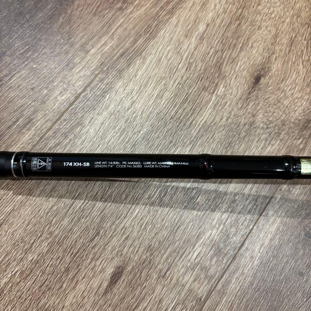 美品⭐️(直接取引可能)13ポイズンアドレナ 174XH-SB