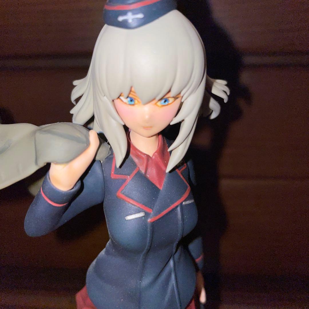 ワンフェス ガレージキット完成品　ガールズ＆パンツァー 逸見エリカ フィギュア