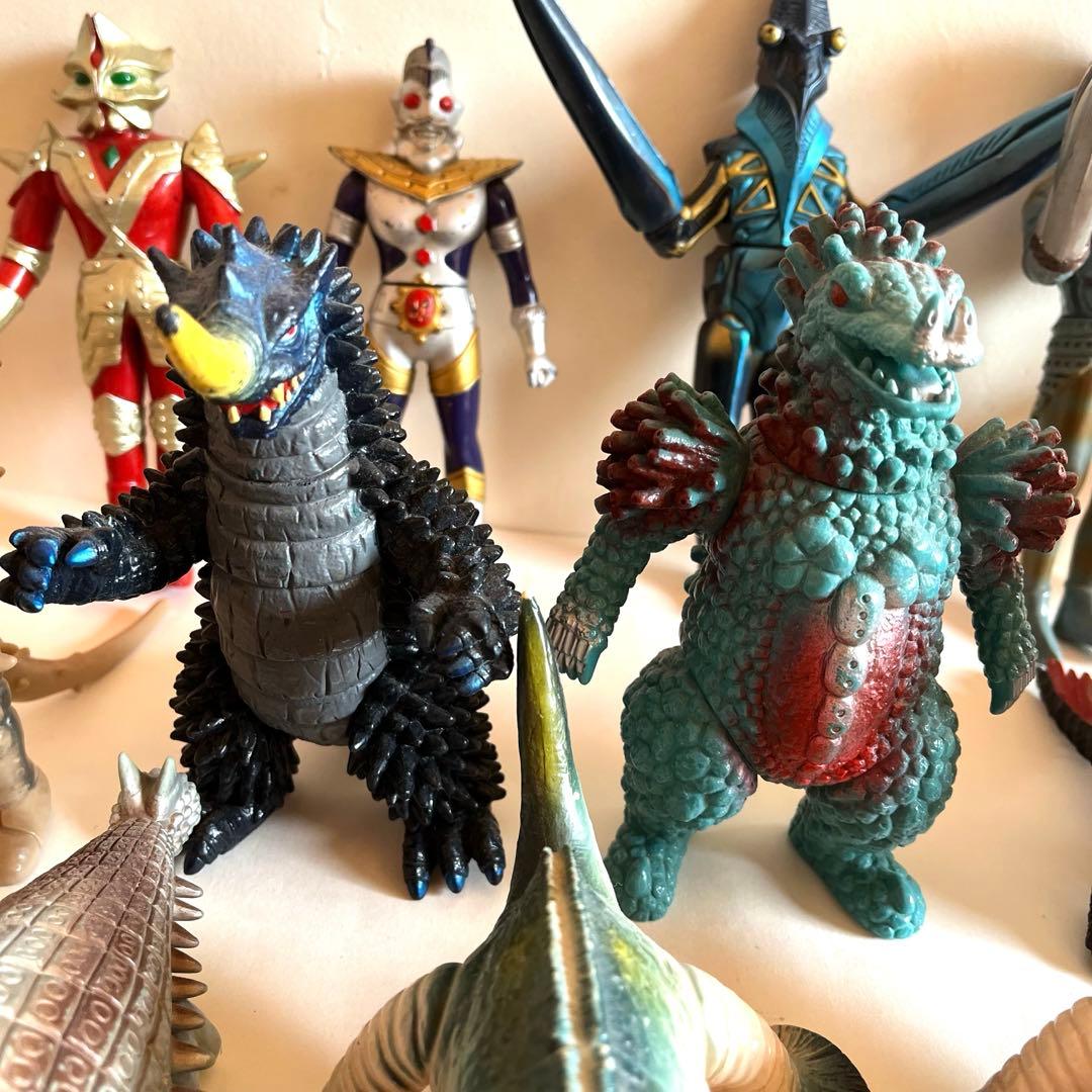 ウルトラマン 怪獣 ソフビ 15体セット まとめ売り バルタン星人他