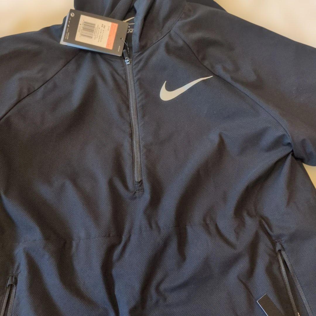 ✨️新品✨️Nike フード付きブラック　ウィンドブレーカー　メンズL　即日発送