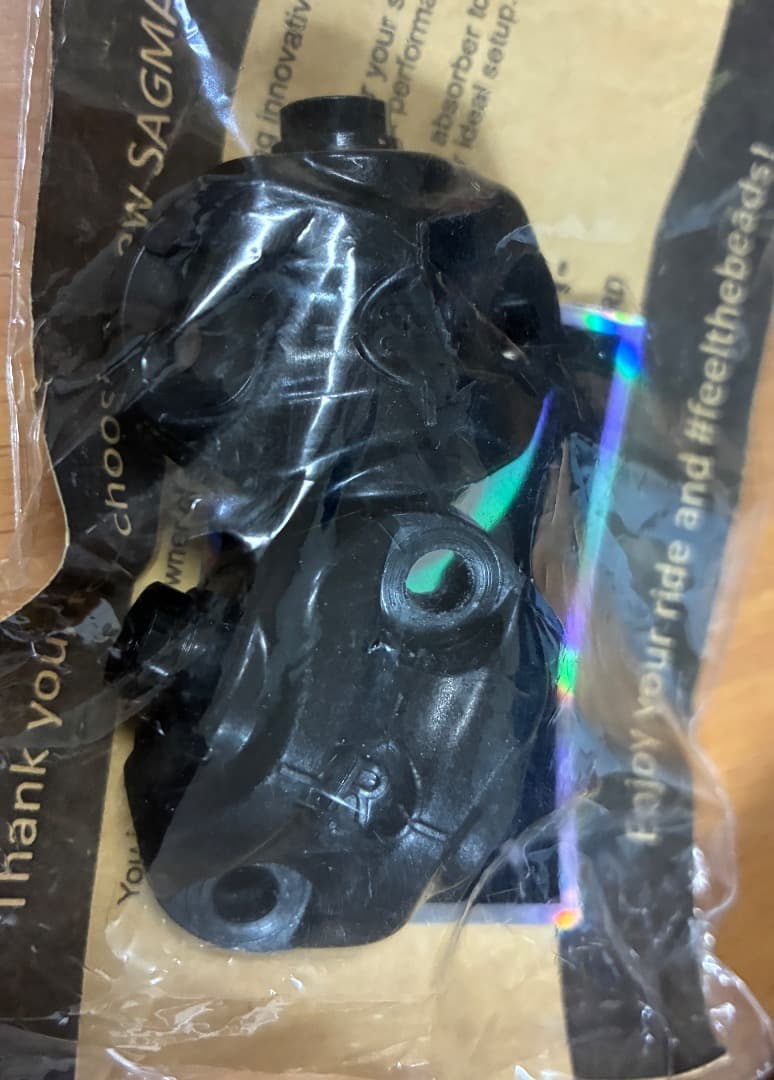 bikeyoke sagma サドル 142mm ブラック中古美品！