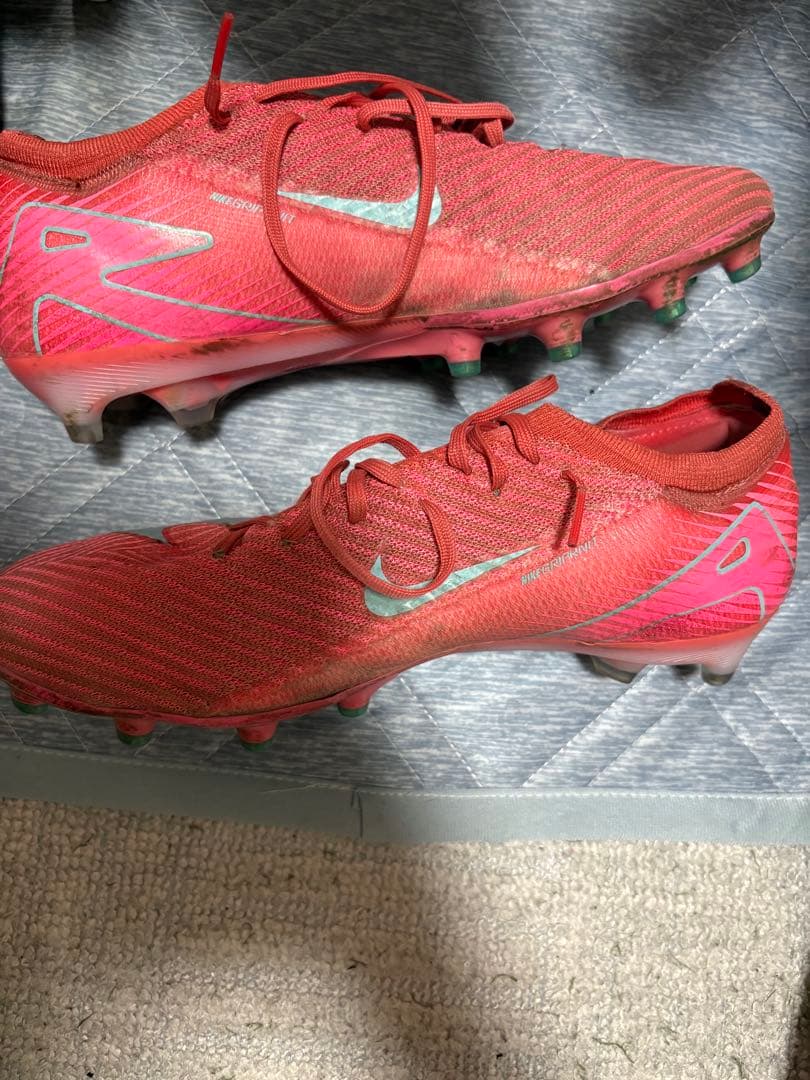 苺畑さん専用Nike マーキュリアルヴェイパー16エリート