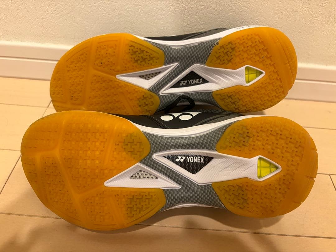 YONEX SHB-65 バドミントンシューズ ブラック/イエロー　26cm
