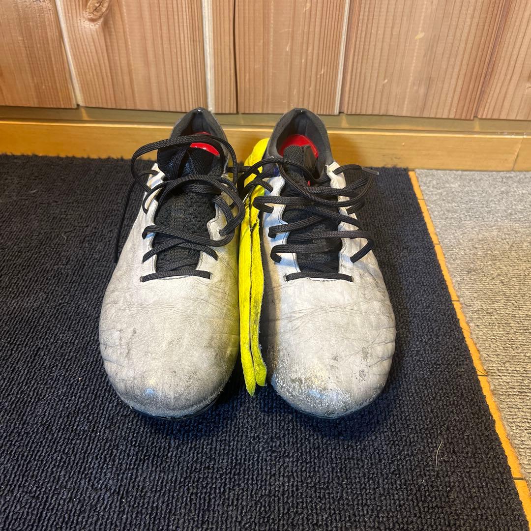 NIKE ティエンポ8
