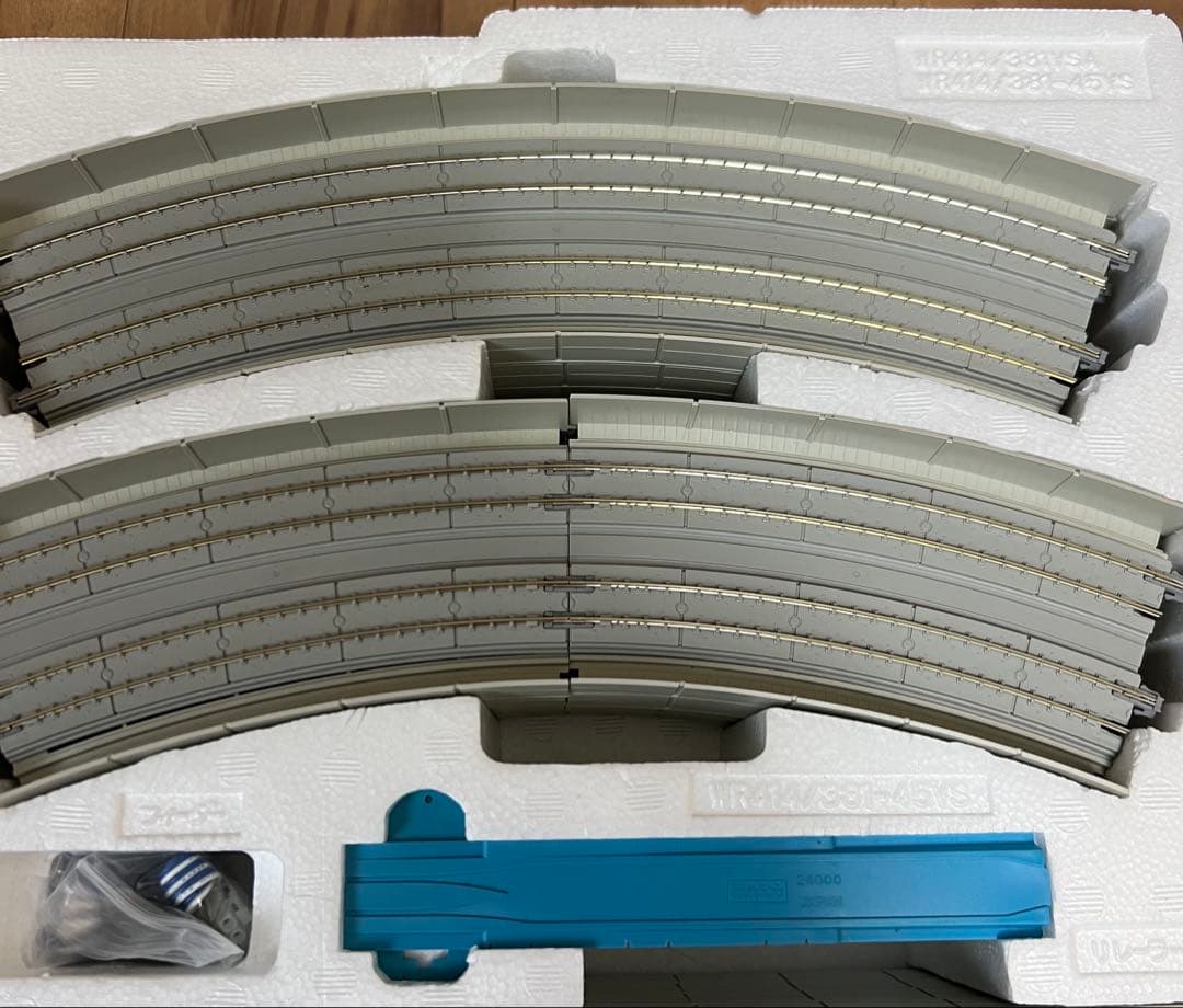 KATO V13 20-872 複線高架線路セット➕おまけ付き