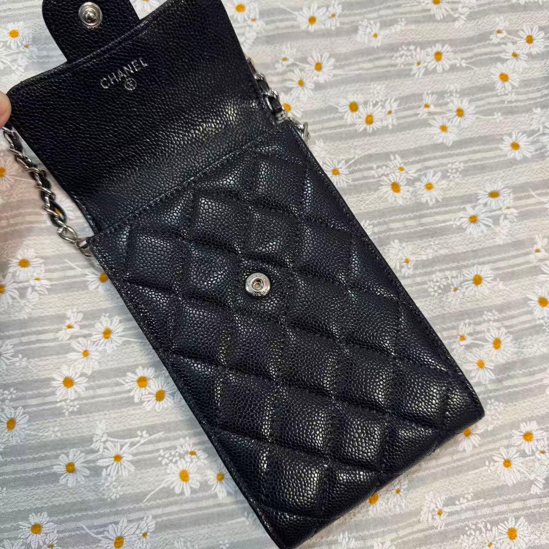 CHANELノベルティ スマホショルダー チェーンポーチ ラムスキン LJH