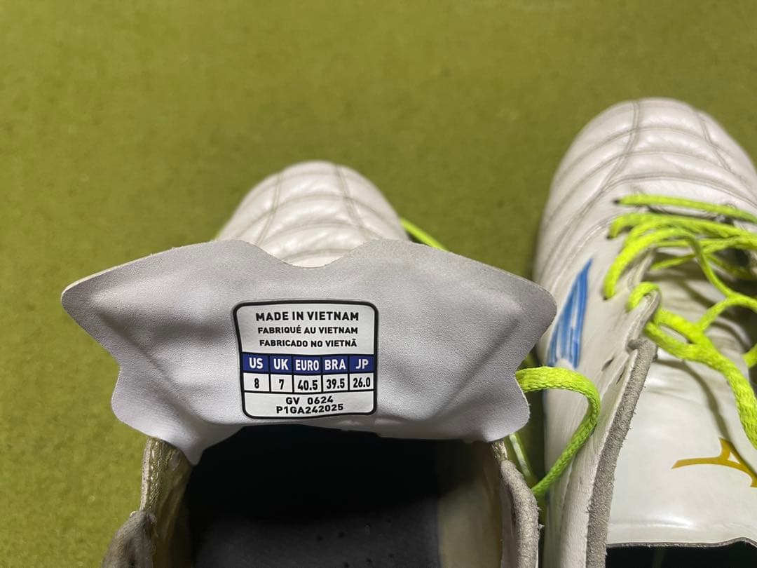 Mizuno サッカーシューズ