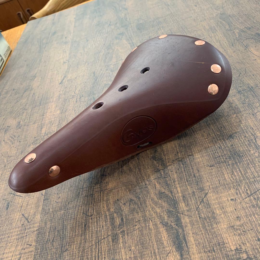 【未使用品】Gyes クラシックレザーサドル ブラウン 本革