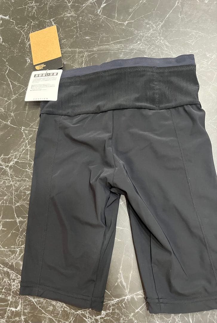 THE NORTH FACE ブラックショートパンツ M