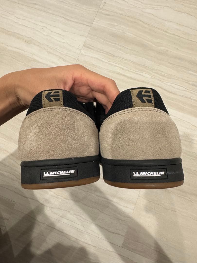 Etnies スケートシューズ ベージュ