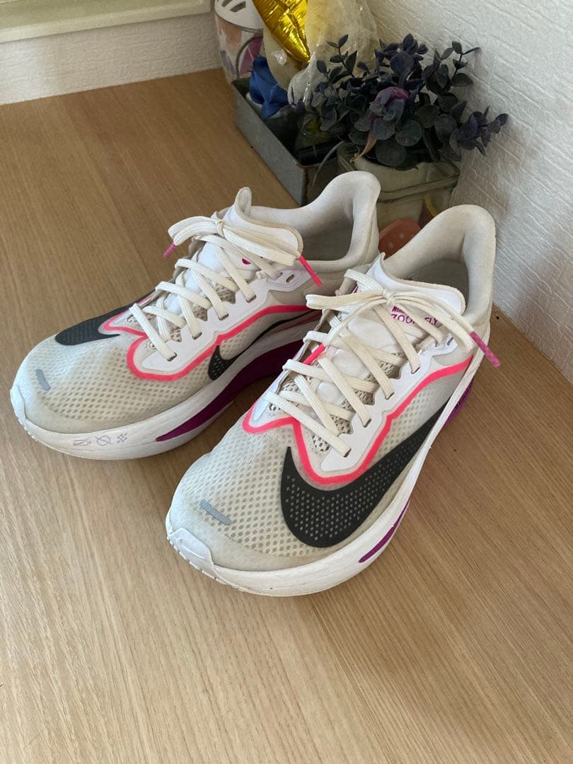 NIKE ズームフライ6 (24.0cm)