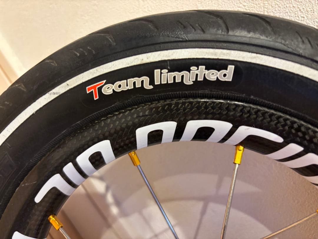 FU-JIN RACING カーボンホイール