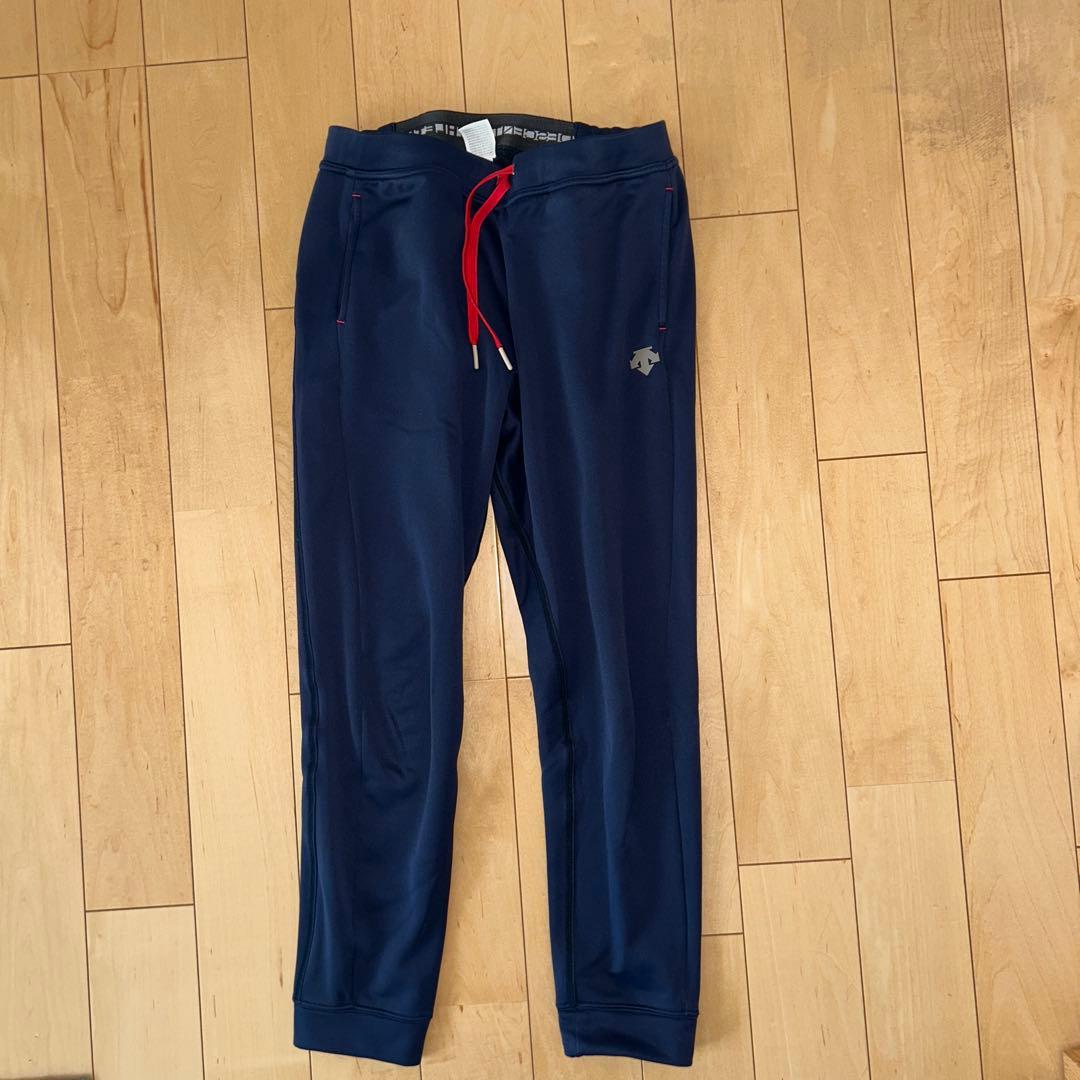 DESCENTE 上下セットアップ MOVE SPORT ネイビー　Mサイズ