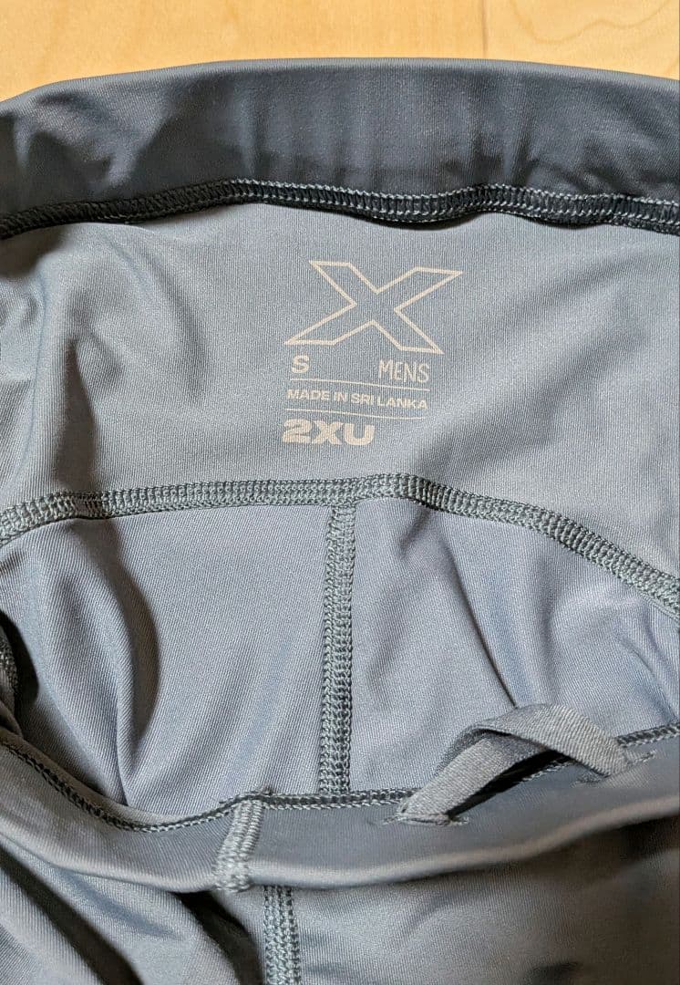 2xu ハーフタイツ　グレー　S