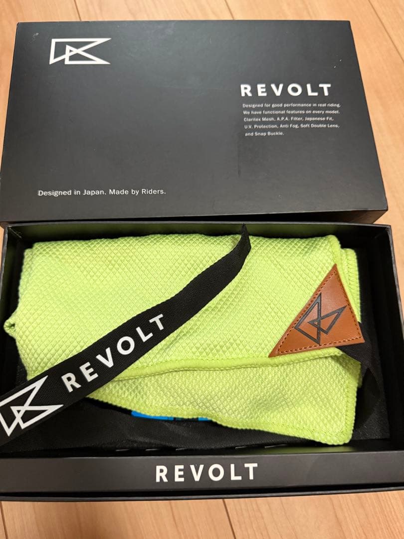 REVOLT 新品未使用