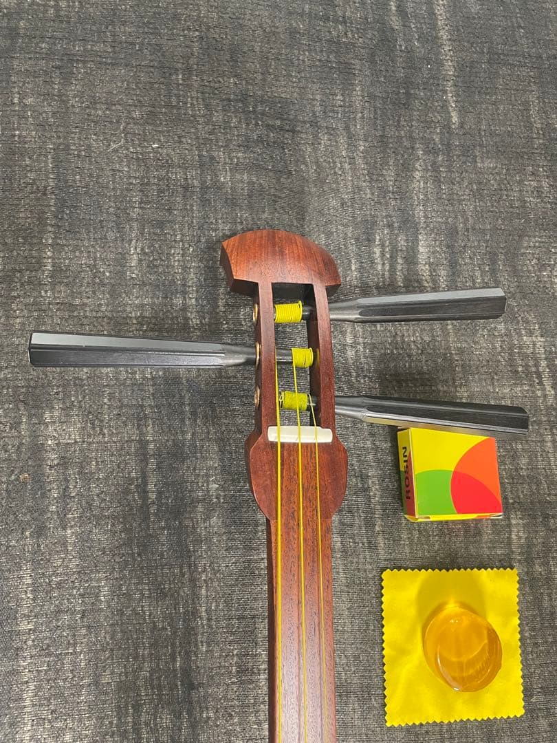 和胡弓，　竹弓、　付属品