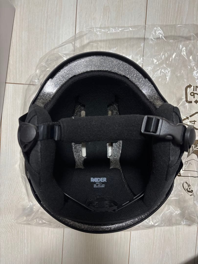 S*U様 【未使用品】ANON レイダー 3 ラウンドフィット　ヘルメット　Ｌサ