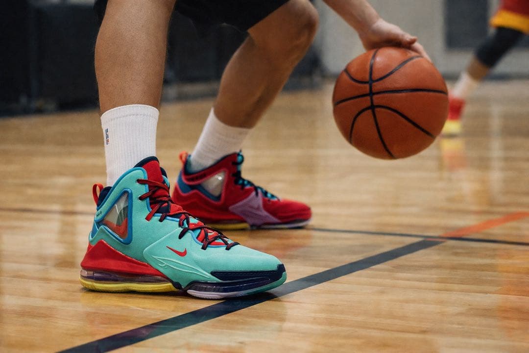 ナイキ レブロン19 NIKE Lebron19 DQ7548-600