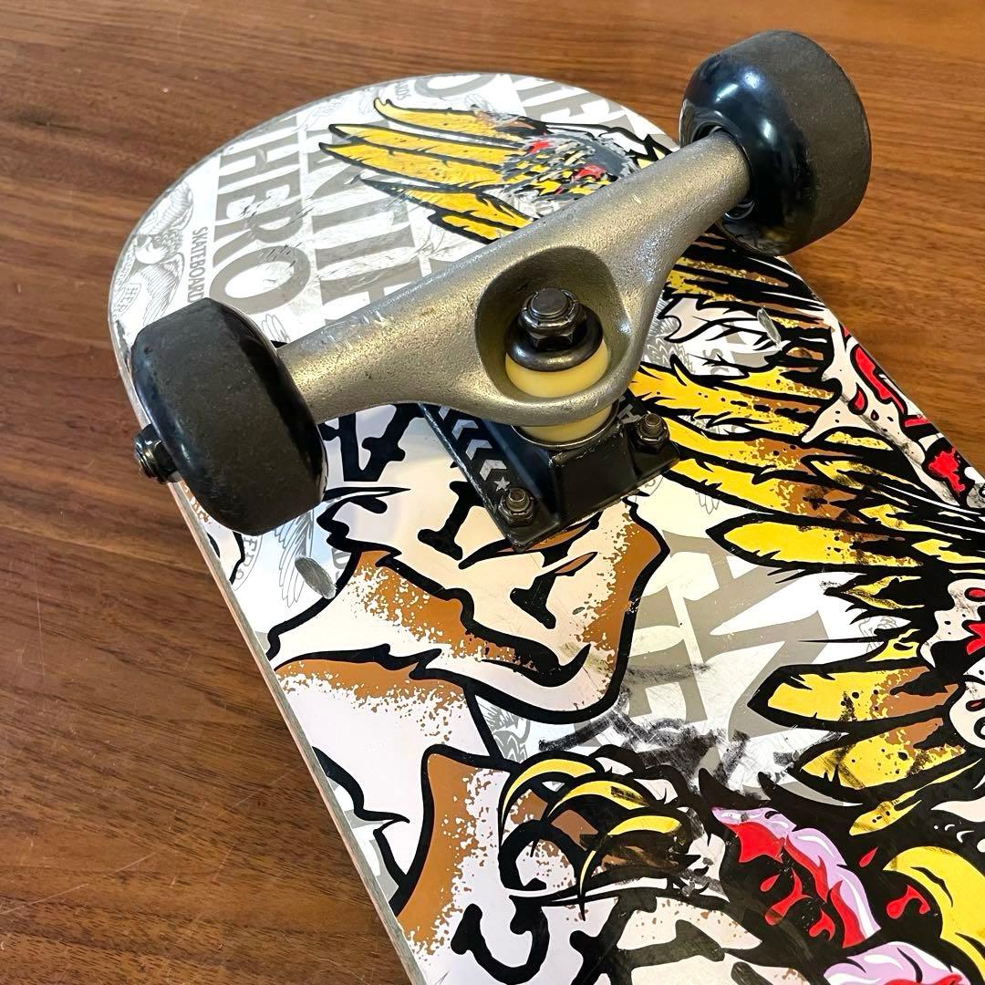 スケボー　アンチヒーロー　スケートボード　　ANTIHERO 7.875