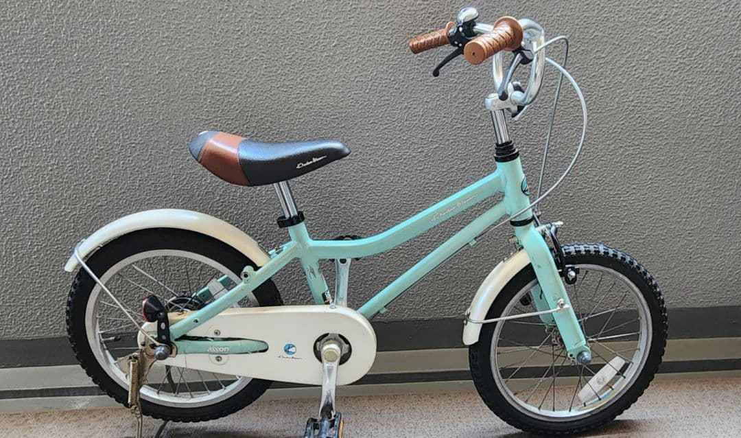 子供用自転車　(KhodaaBloom コーダーブルーム asson K16)