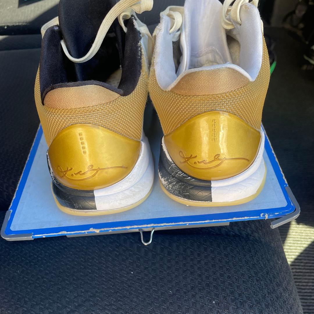 Kobe 5プロトロ　　コービー 5