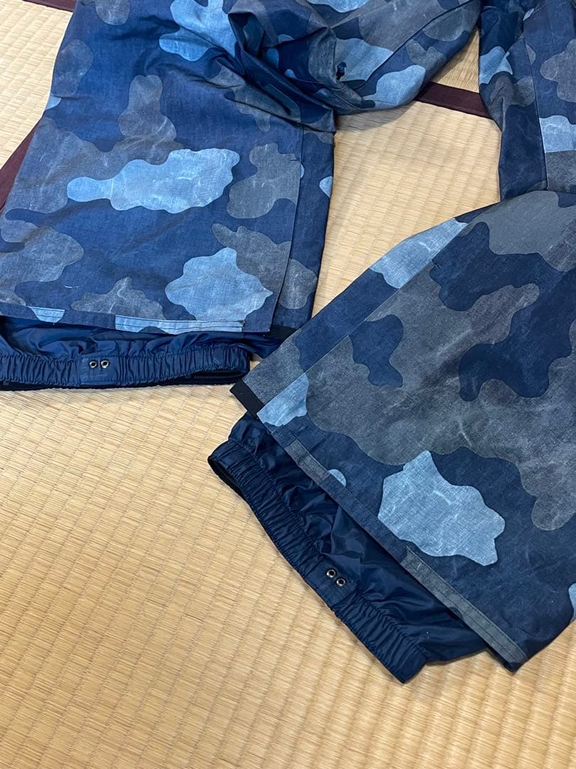 BURTON バートンAK Cyclic パンツ 迷彩柄 サイズＸＬ　極美品