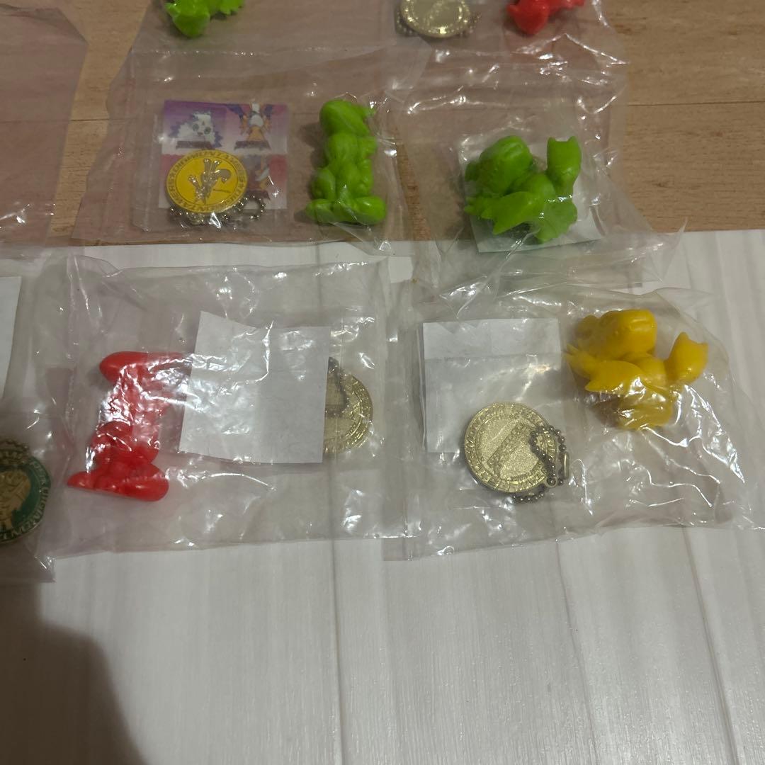 デジモン ミニフィギュア　8個セット　レトロ