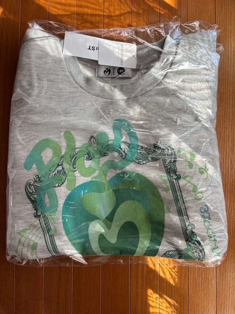 Mrs. GREEN APPLE × and STコラボオーバーサイズスウェット