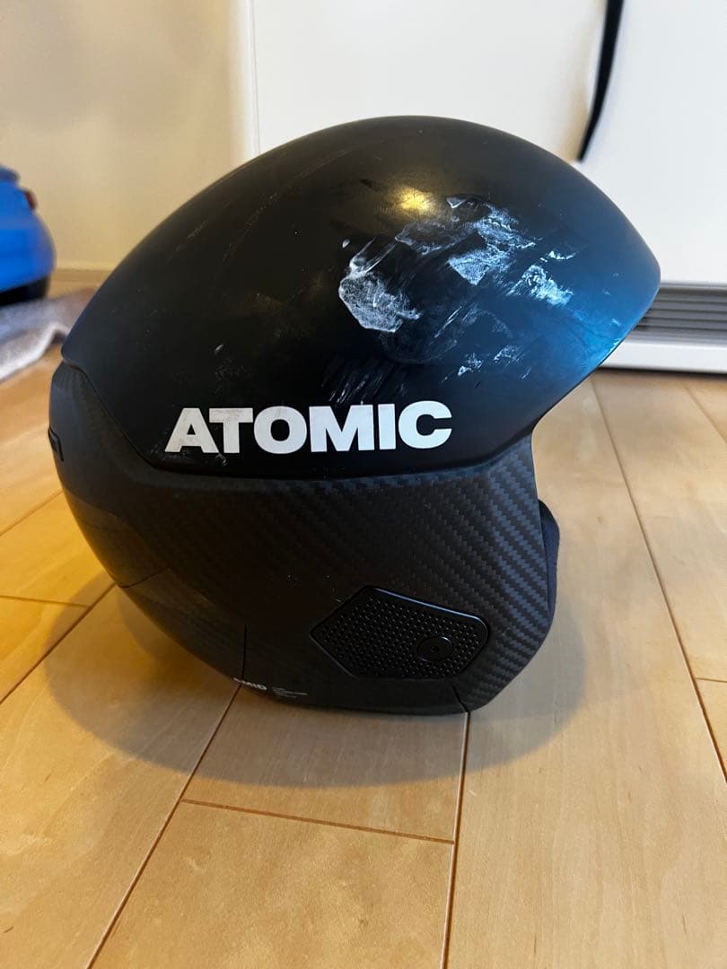 ATOMIC FIS カーボンファイバー ヘルメット